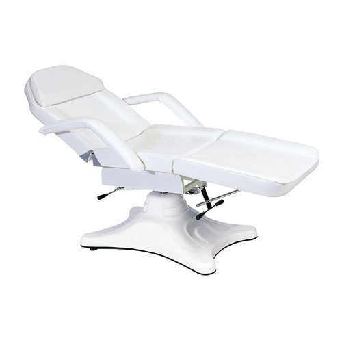White Chair Eyebrow Bar